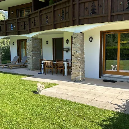 Riverside Mountain Retreat Apartment Val d'Illiez