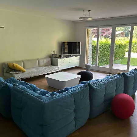 Riverside Mountain Retreat * 瓦尔·蒂利兹