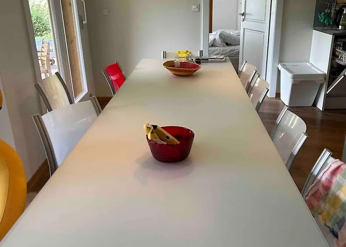 Riverside Mountain Retreat Appartamento Val dʼIlliez