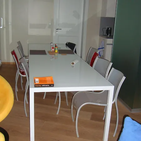 Riverside Mountain Retreat