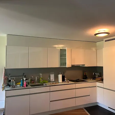 Riverside Mountain Retreat