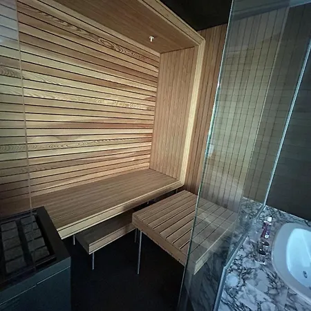 Riverside Mountain Retreat Appartement *